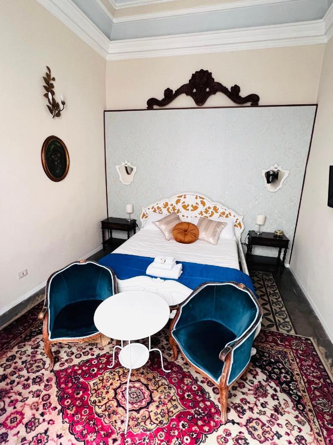 Sofia Katane Suites カターニア エクステリア 写真