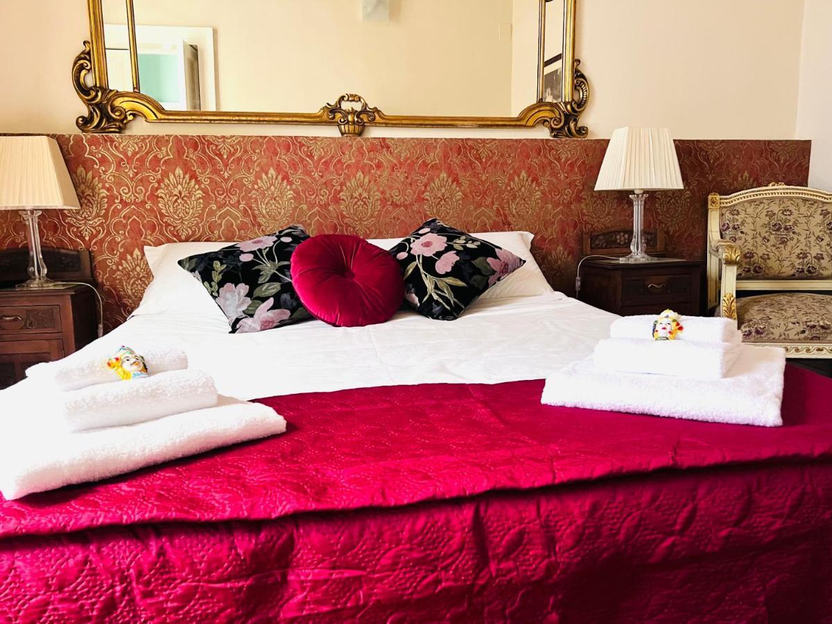 Sofia Katane Suites カターニア エクステリア 写真